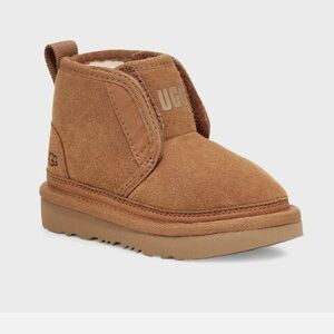 Ugg Classic Neumel EZ-Fit Toddlers kids size Boots Sz 7 toddler Chestnut